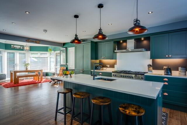 32 Brooklands Park 10 of 43