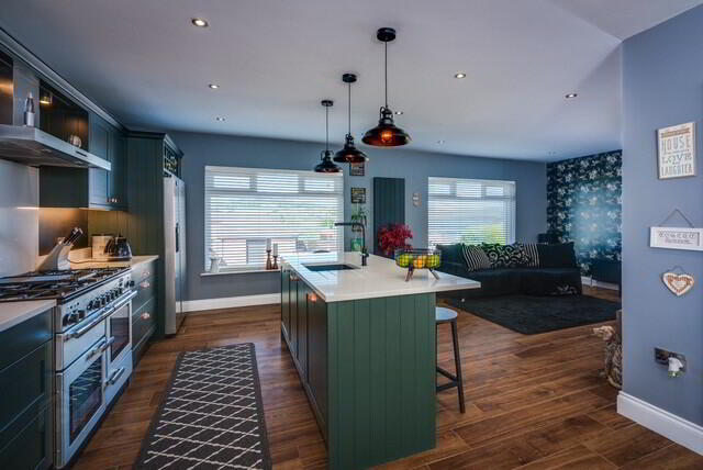 32 Brooklands Park 16 of 43