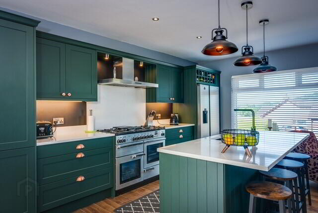 32 Brooklands Park 13 of 43