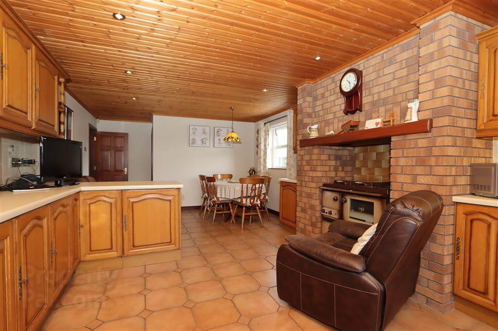 9 Drumhirk Road 15 of 39