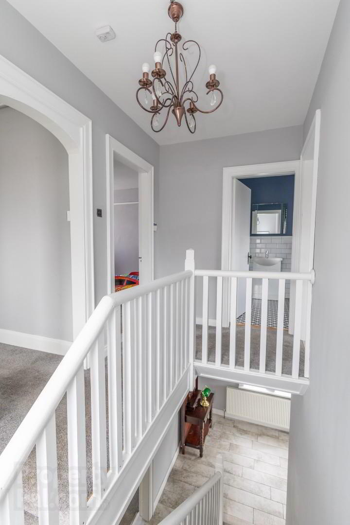 68 Manse Road 19 of 42