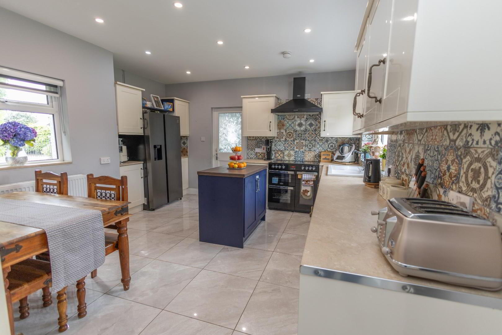 68 Manse Road 12 of 42