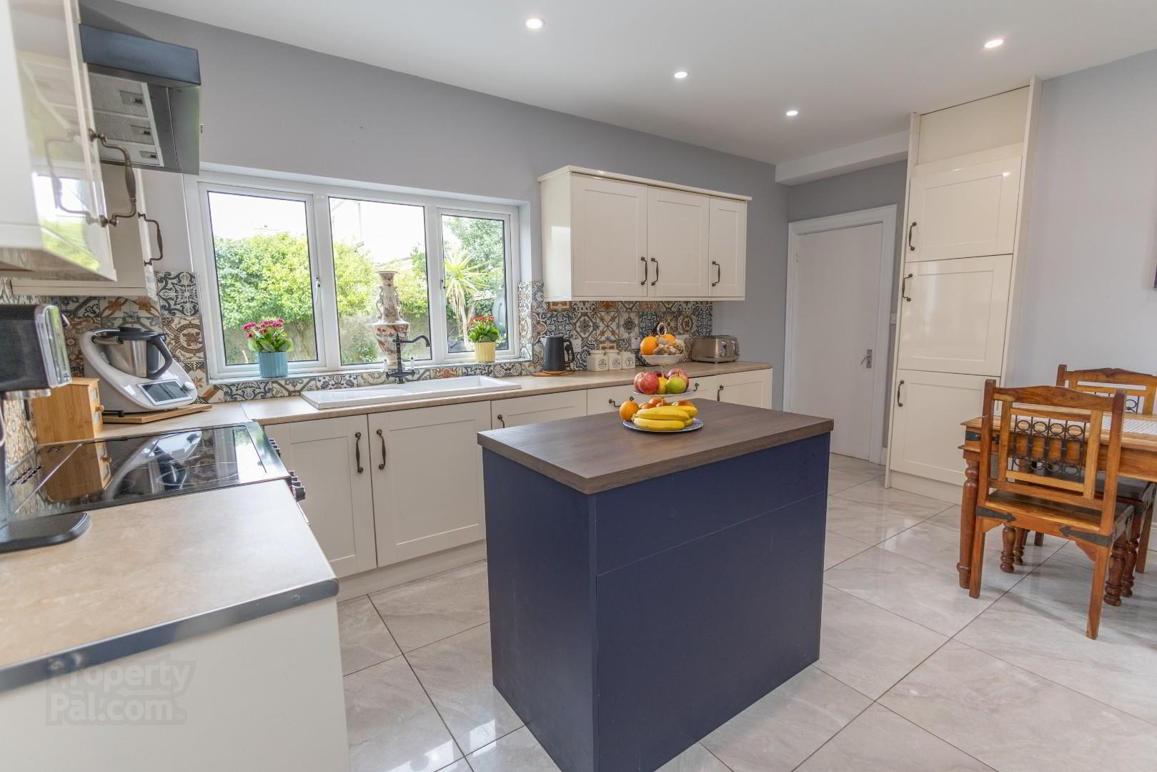 68 Manse Road 15 of 42