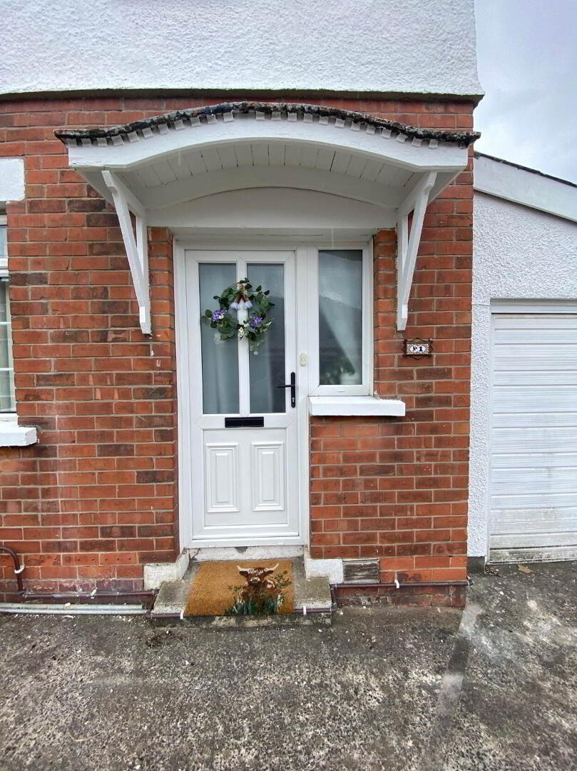 Extended, 3 Bed Semi & Garage 3 of 27