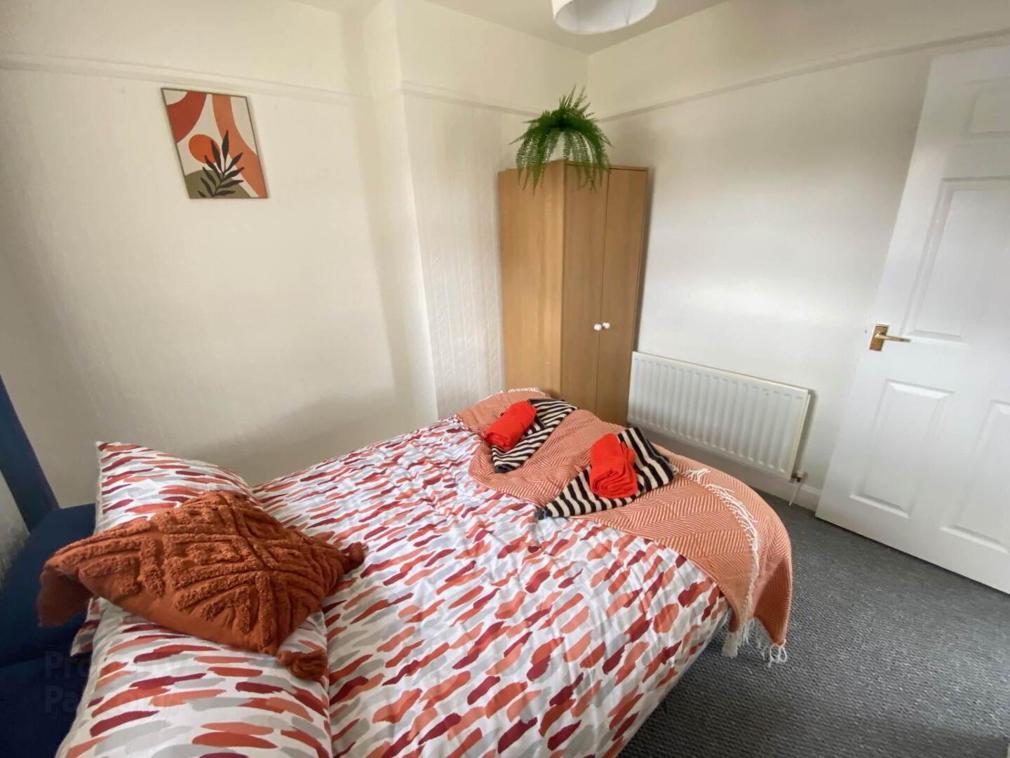 Extended, 3 Bed Semi & Garage 21 of 27