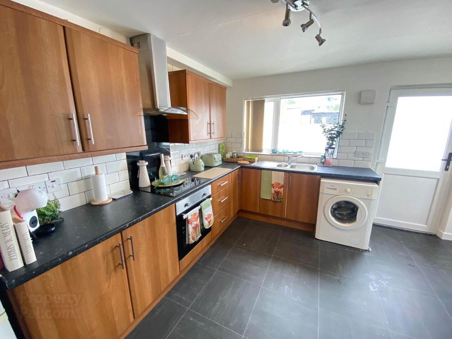 Extended, 3 Bed Semi & Garage 9 of 27