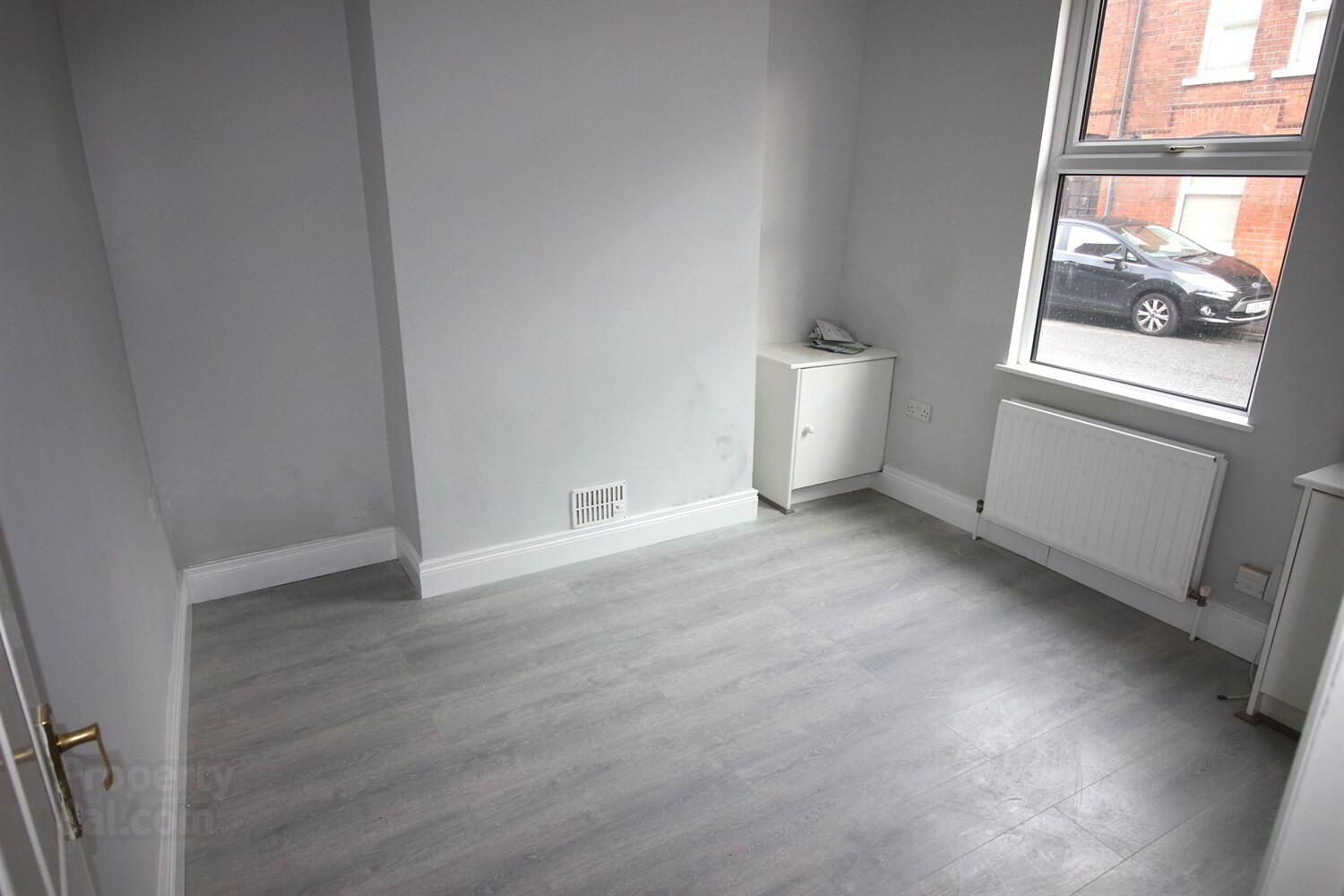 property description image