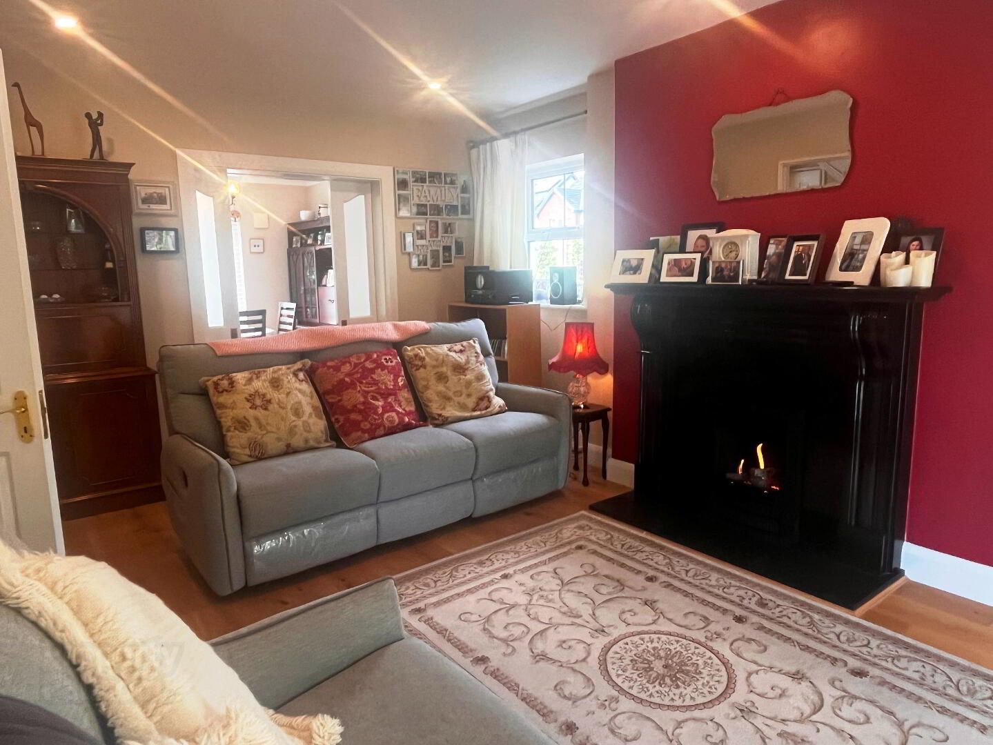 property description image