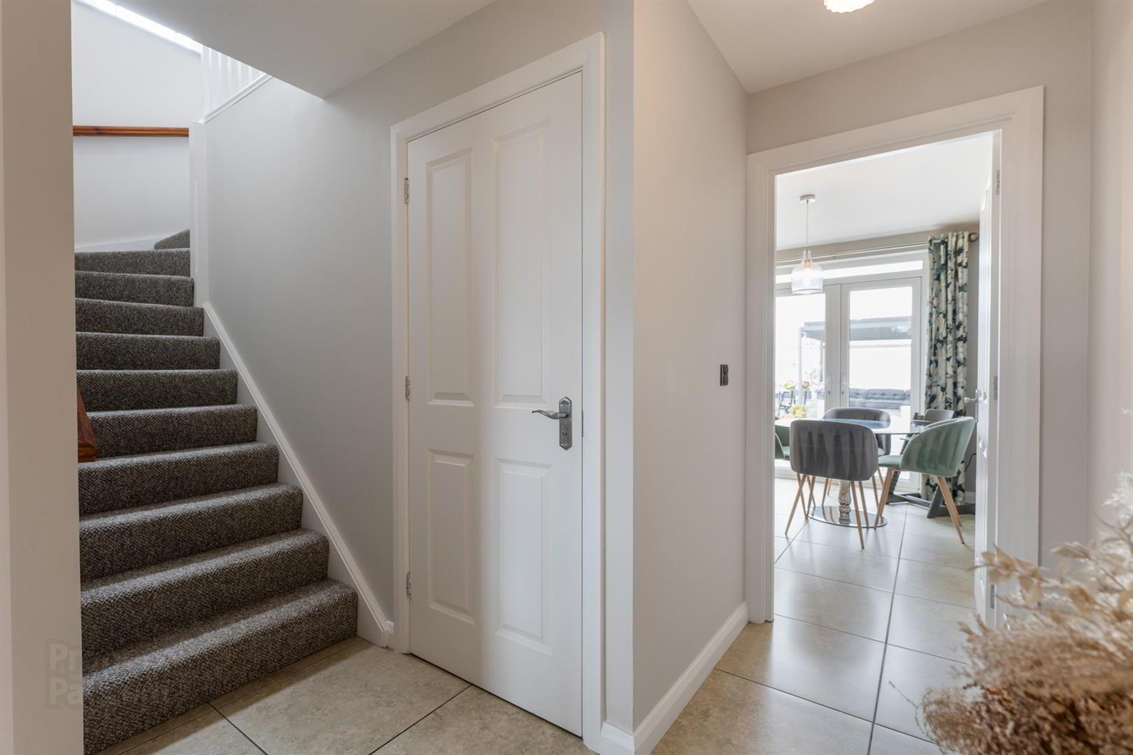 7 Sandymount Green 4 of 29