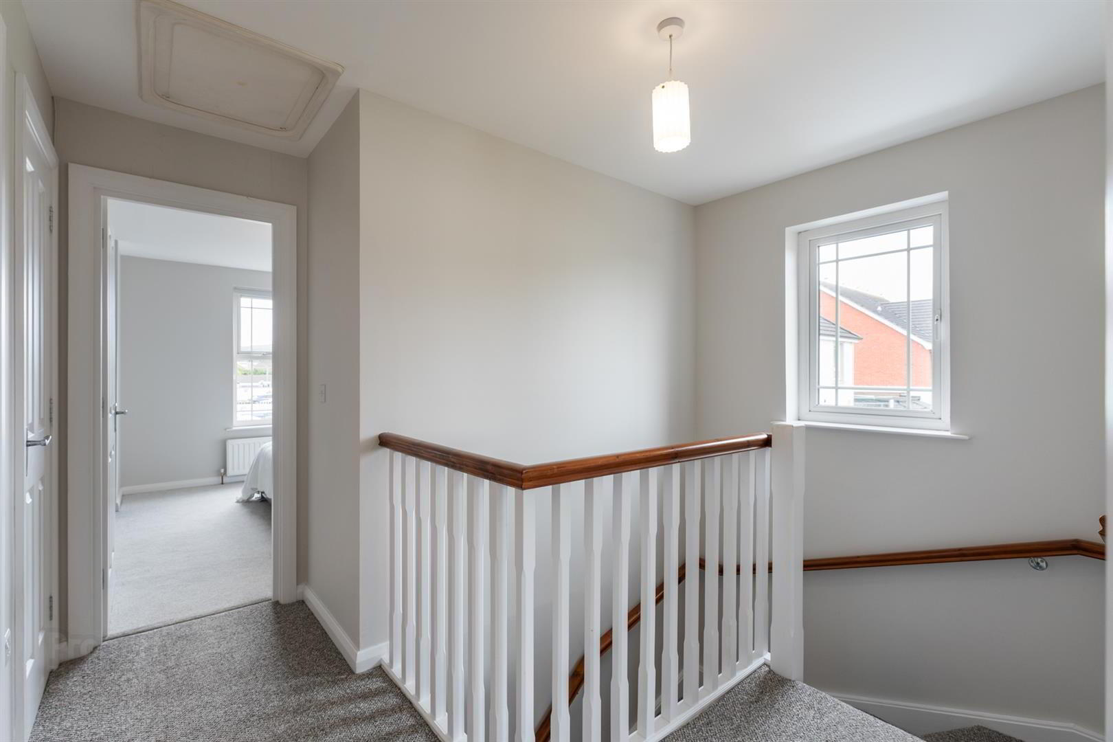 7 Sandymount Green 13 of 29