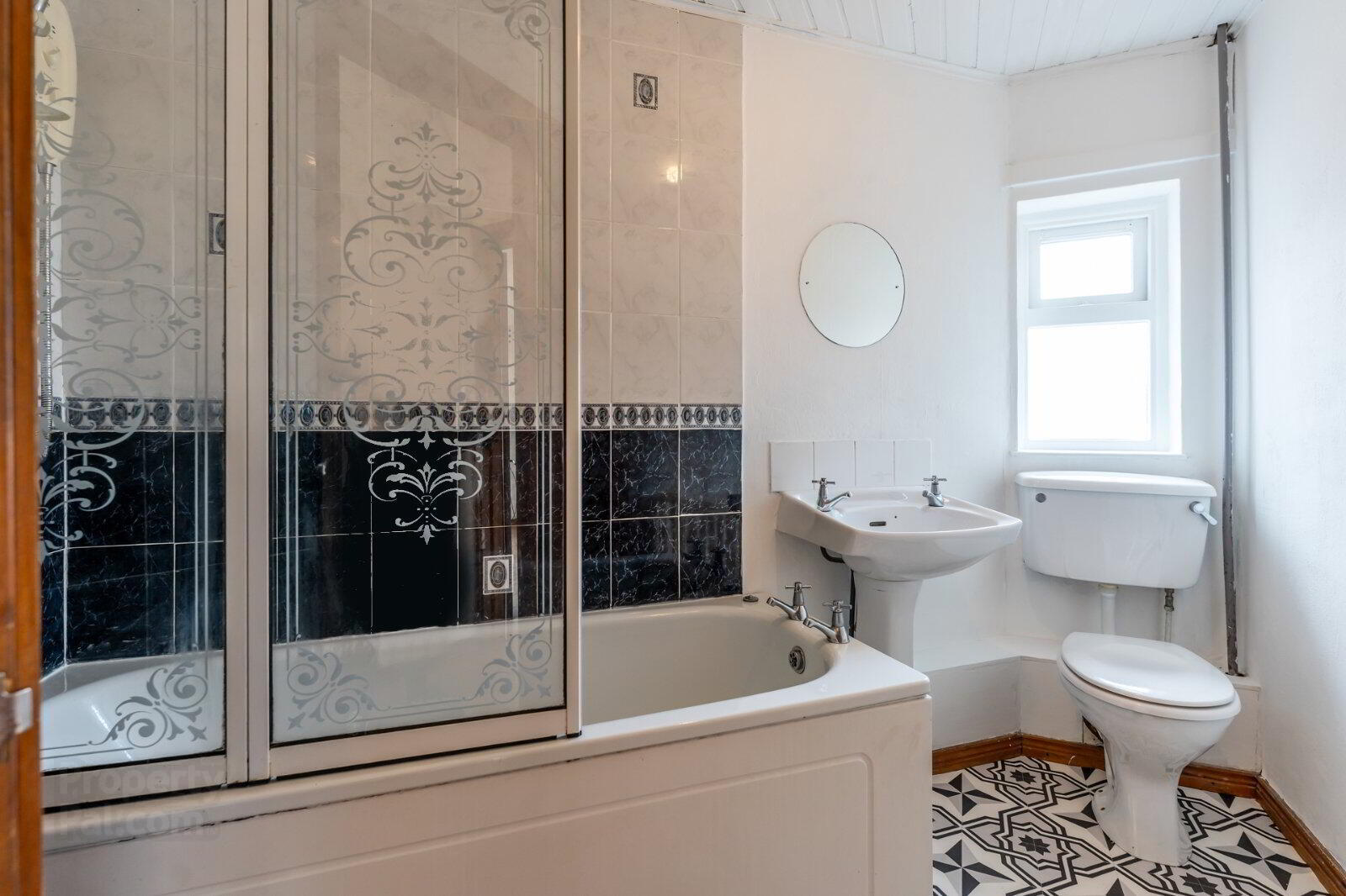 30c Rathmullan Drive 14 of 17