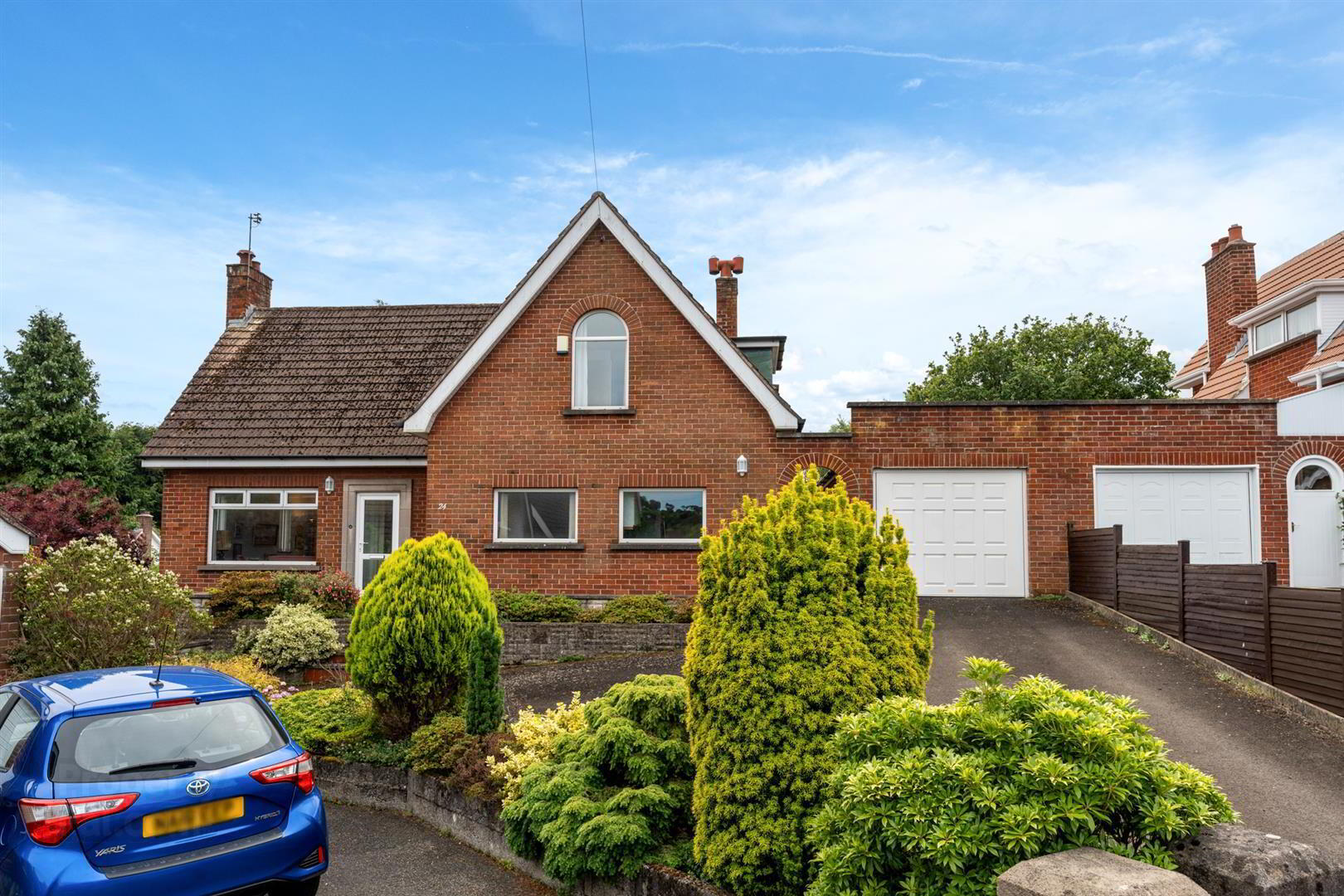 24 Castlehill Drive 1 of 32