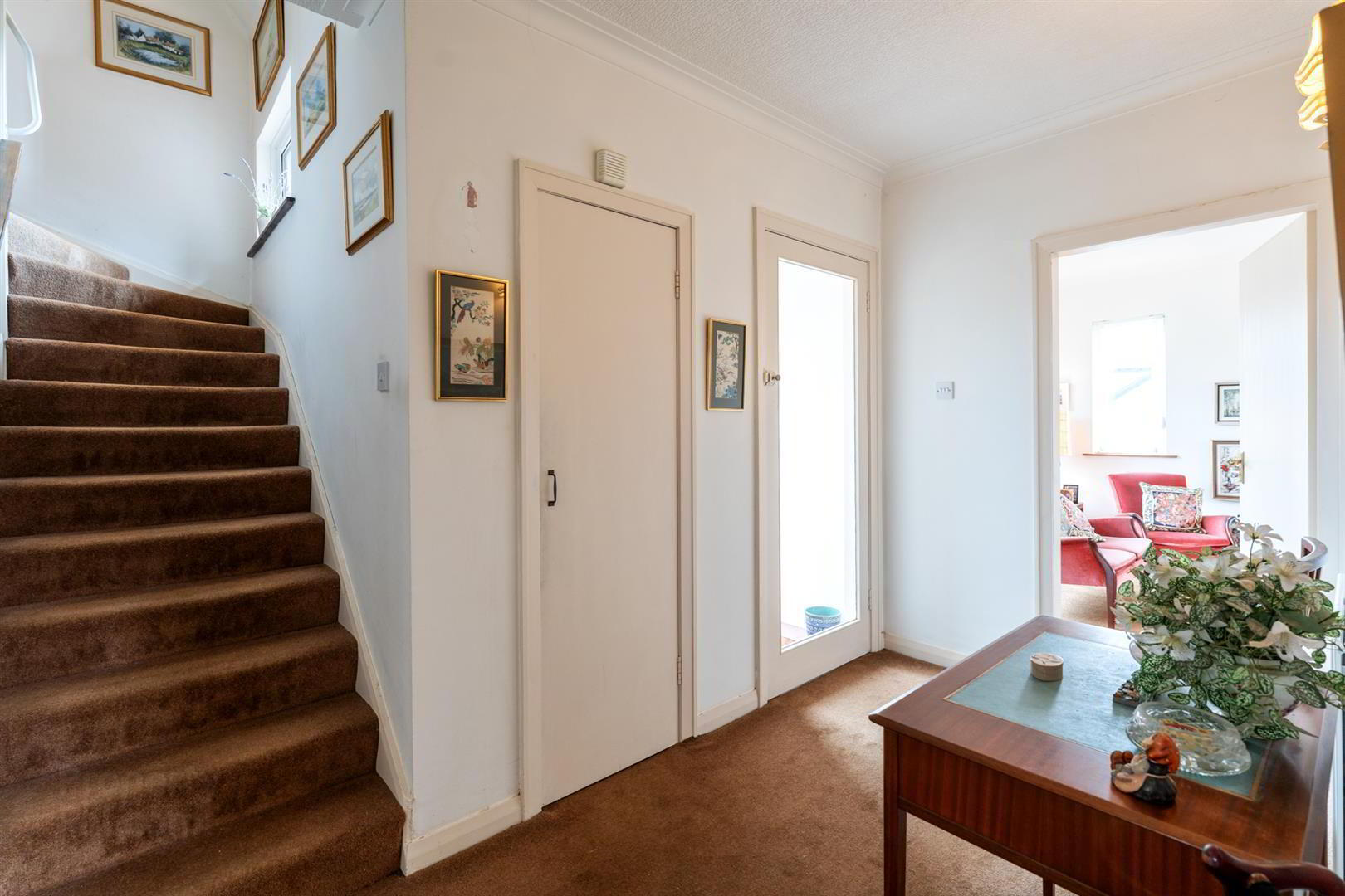 24 Castlehill Drive 3 of 32