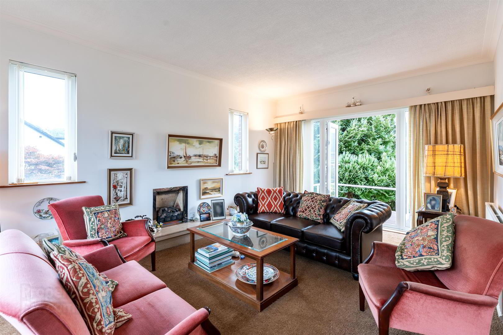 24 Castlehill Drive 5 of 32