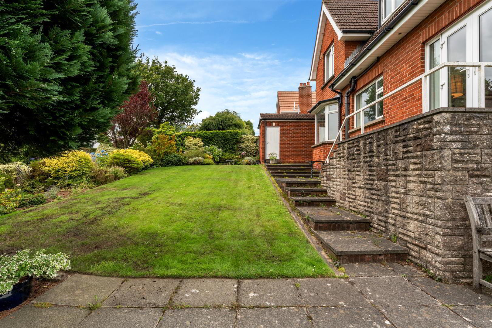 24 Castlehill Drive 30 of 32