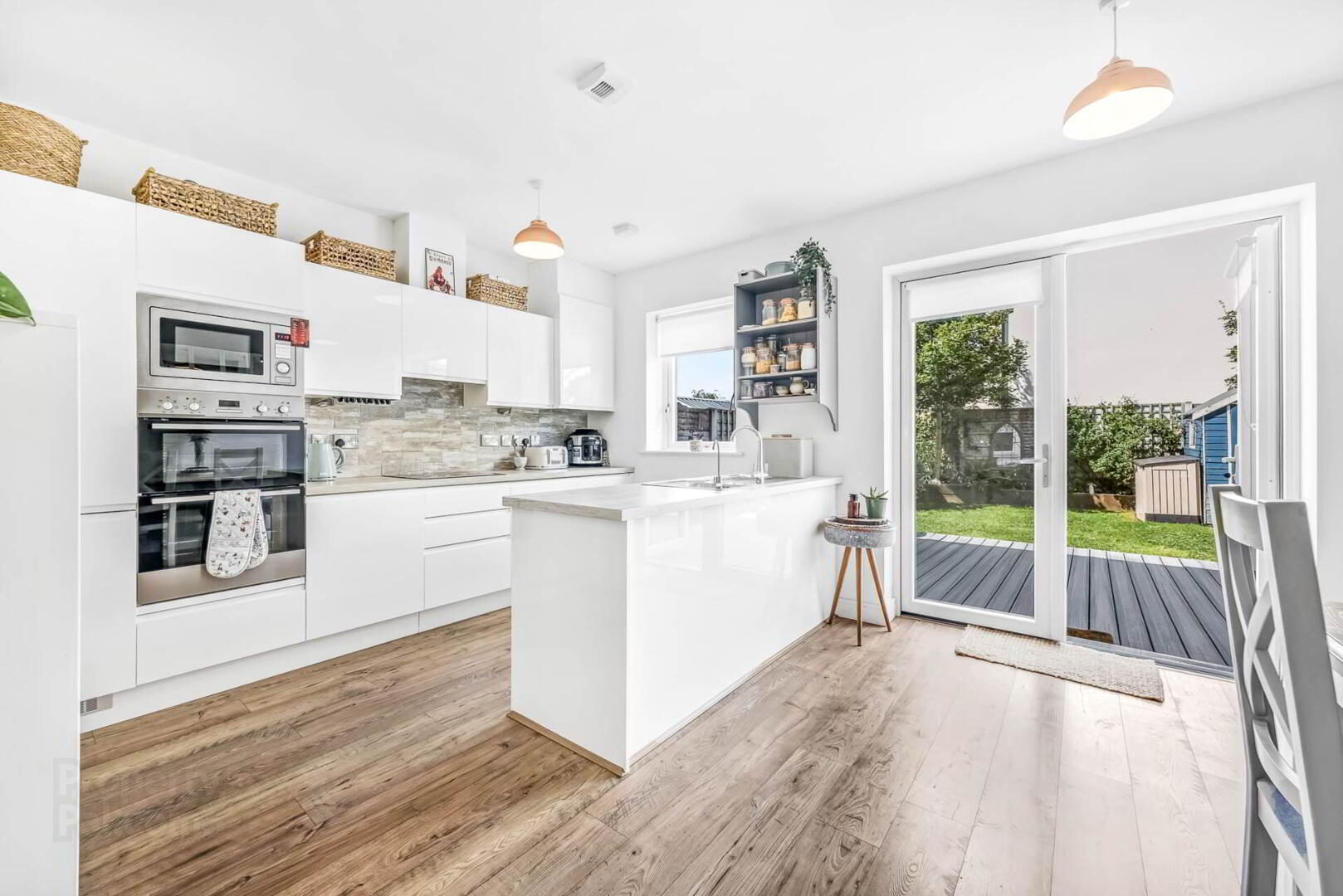 5 Churchfield Grove 6 of 24