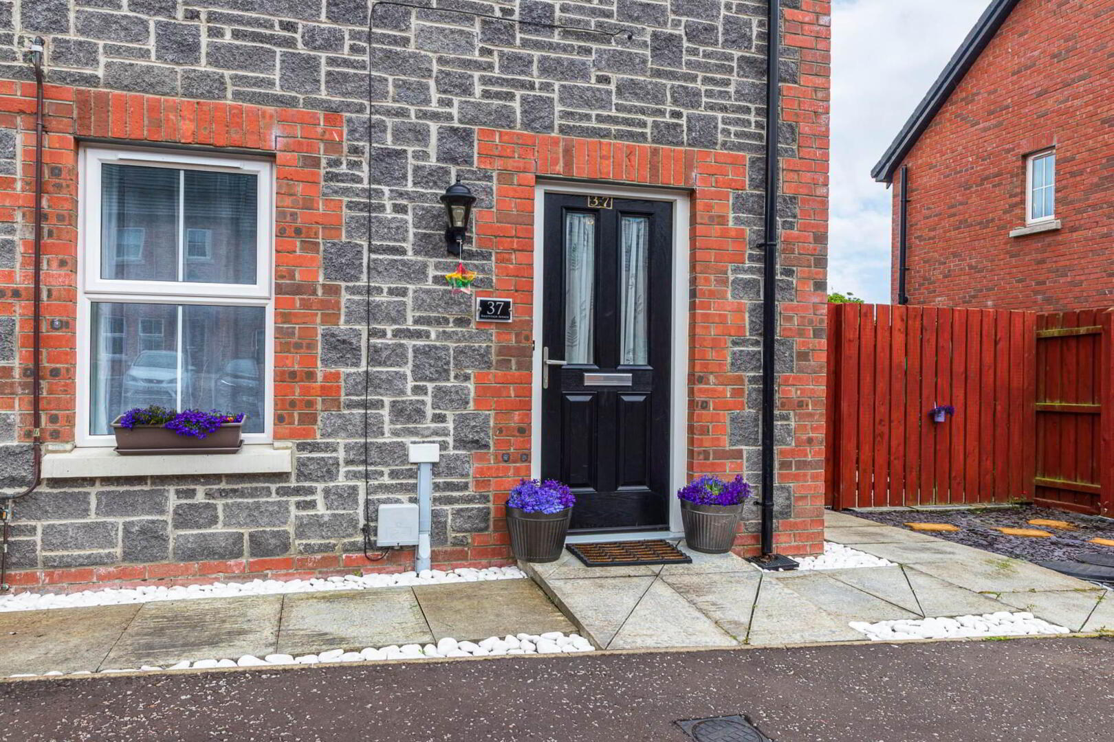 property description image