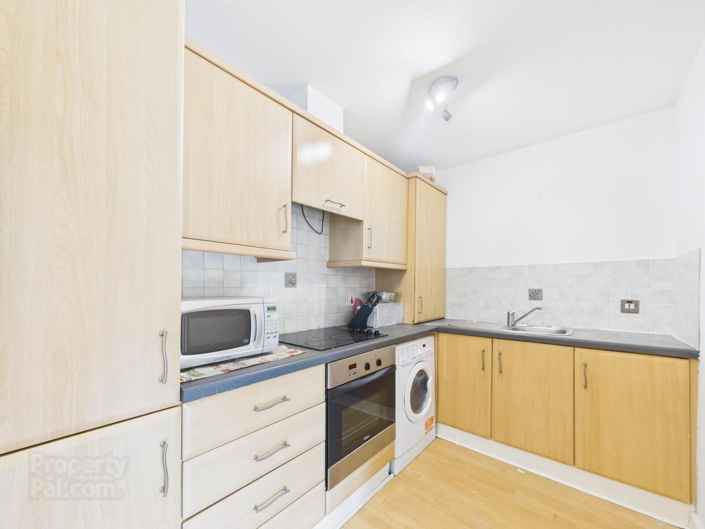 Apt 16, 19 Station Street 6 of 15