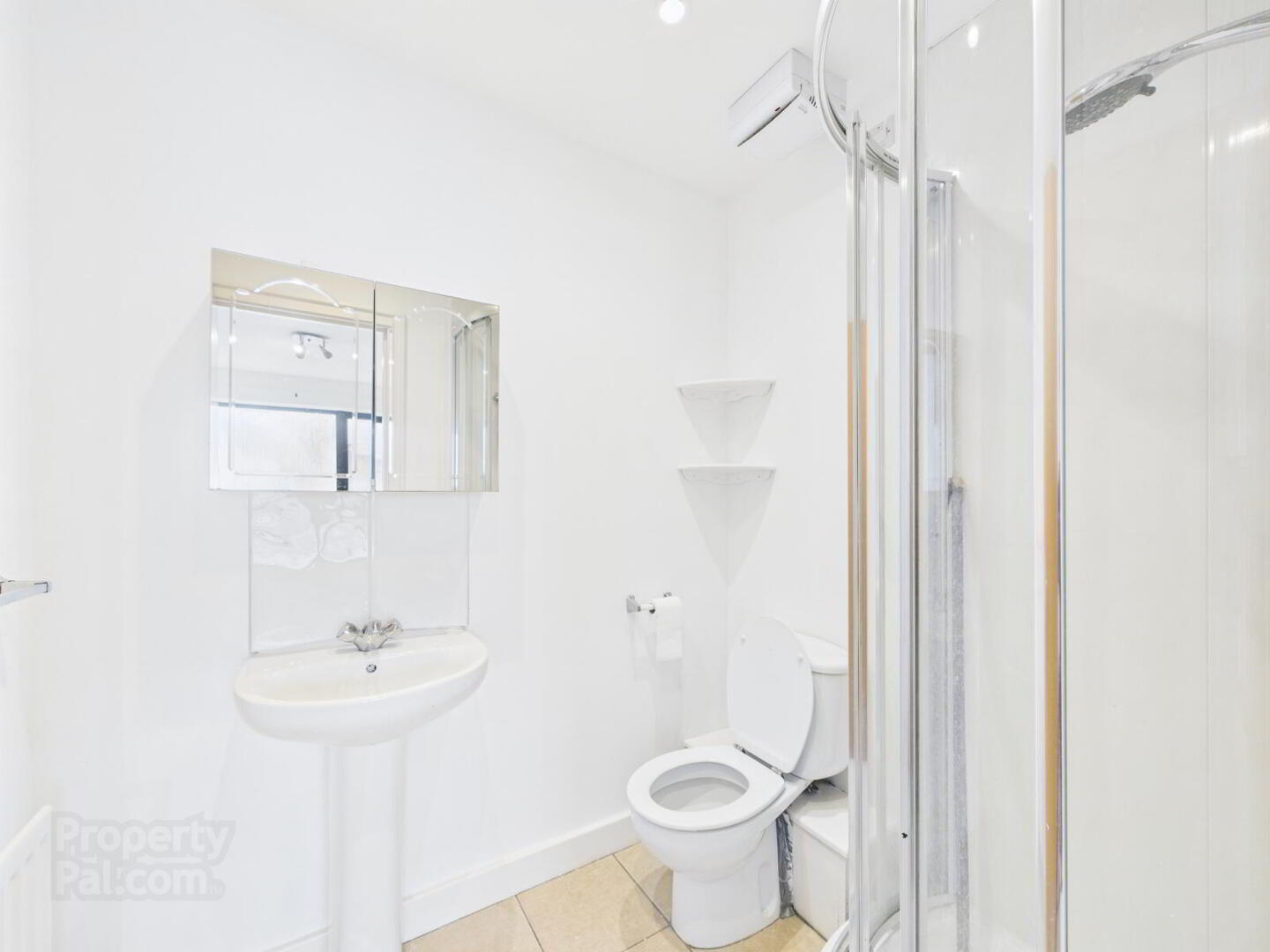 Apt 16, 19 Station Street 14 of 15