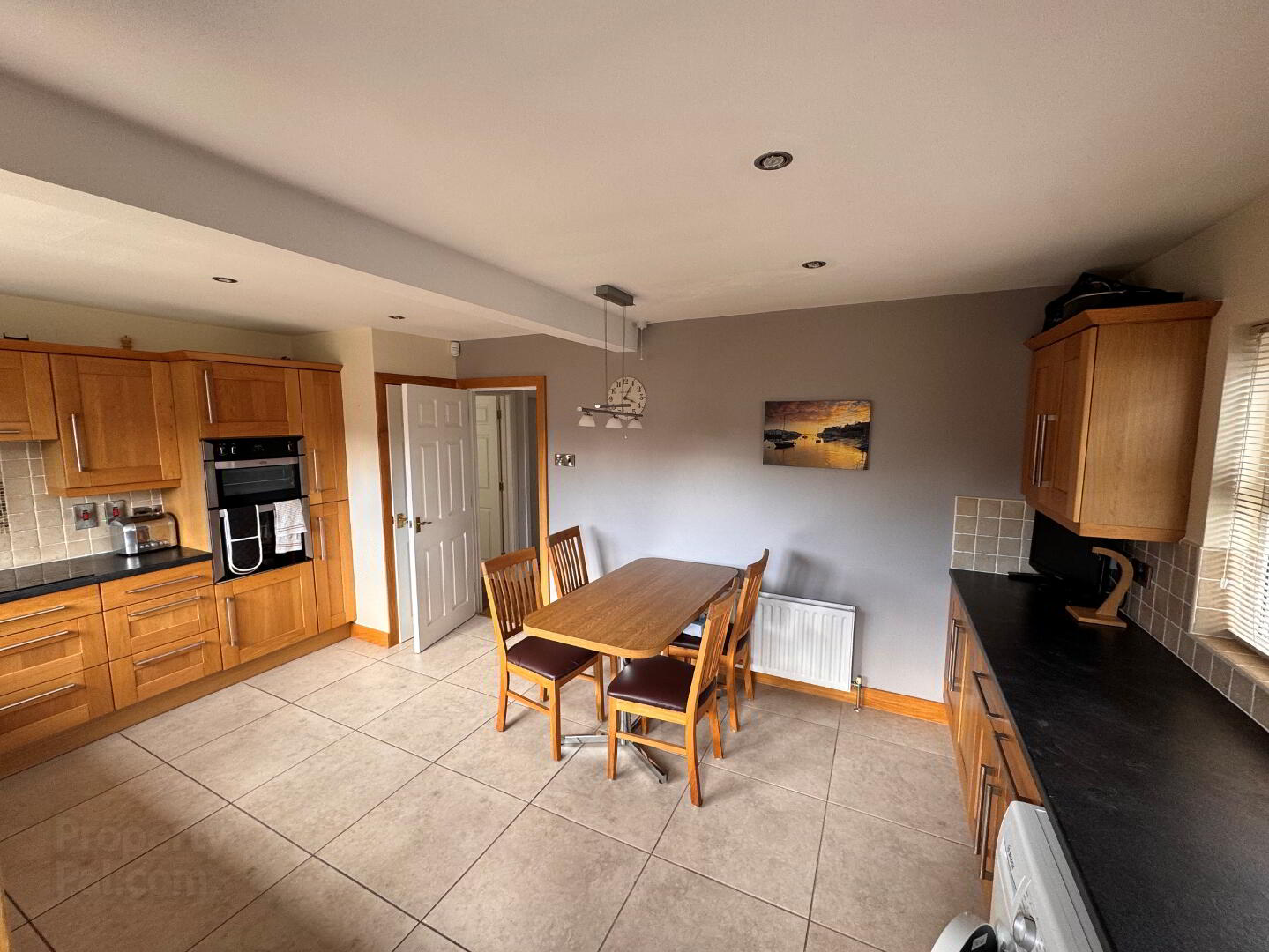 2 Magheramenagh Gardens (student Let) 6 of 19