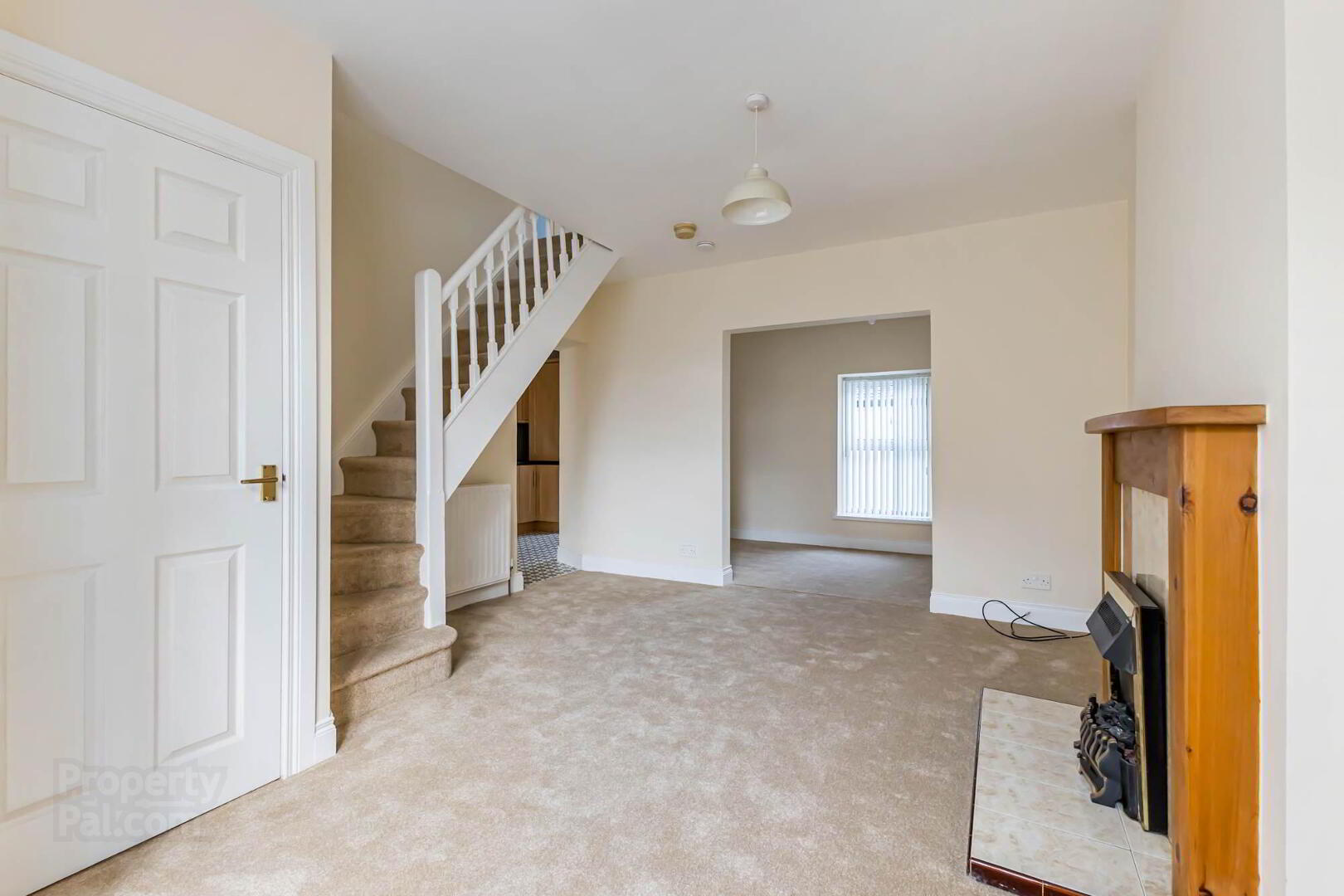 11 Braeside 5 of 25