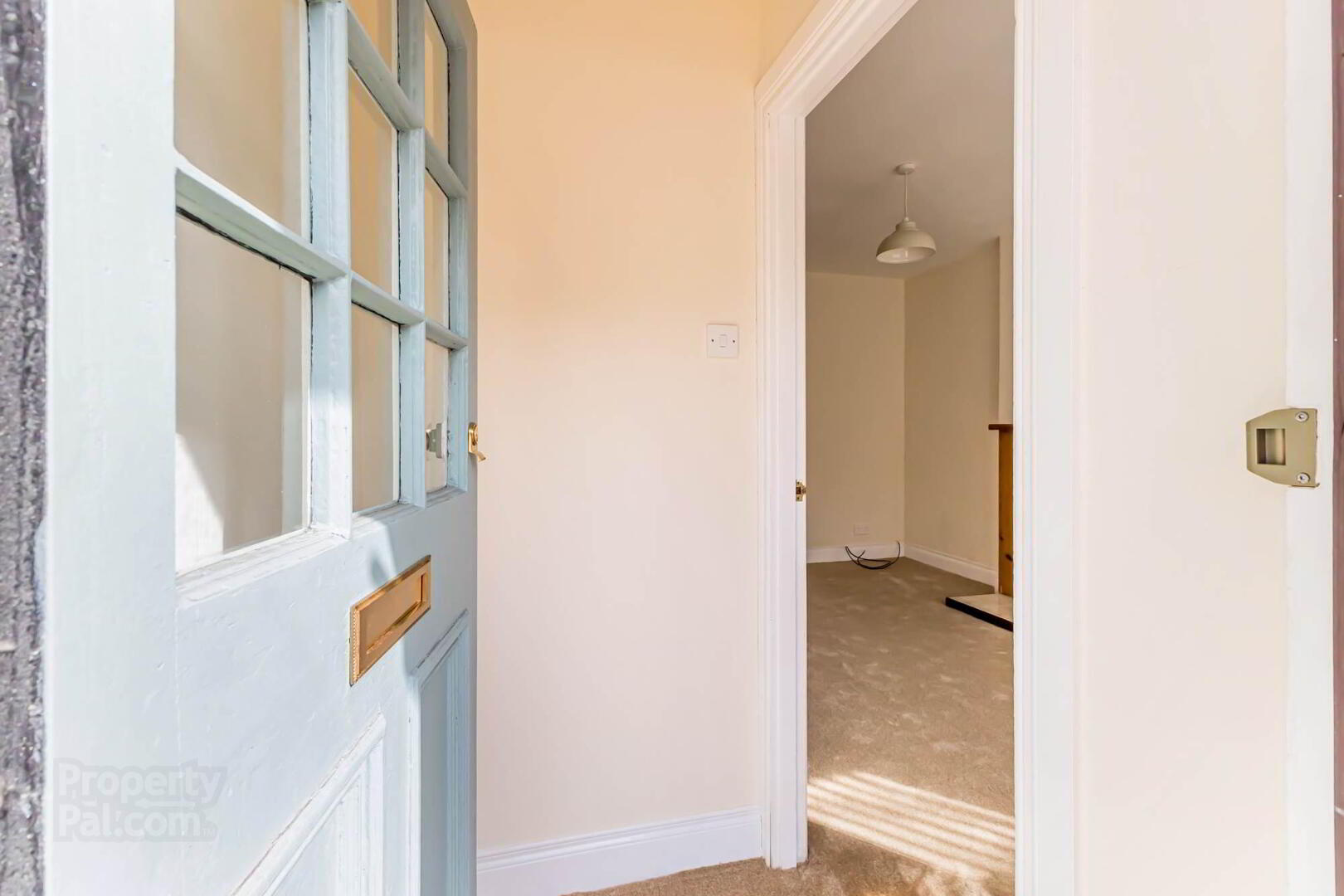 11 Braeside 3 of 25