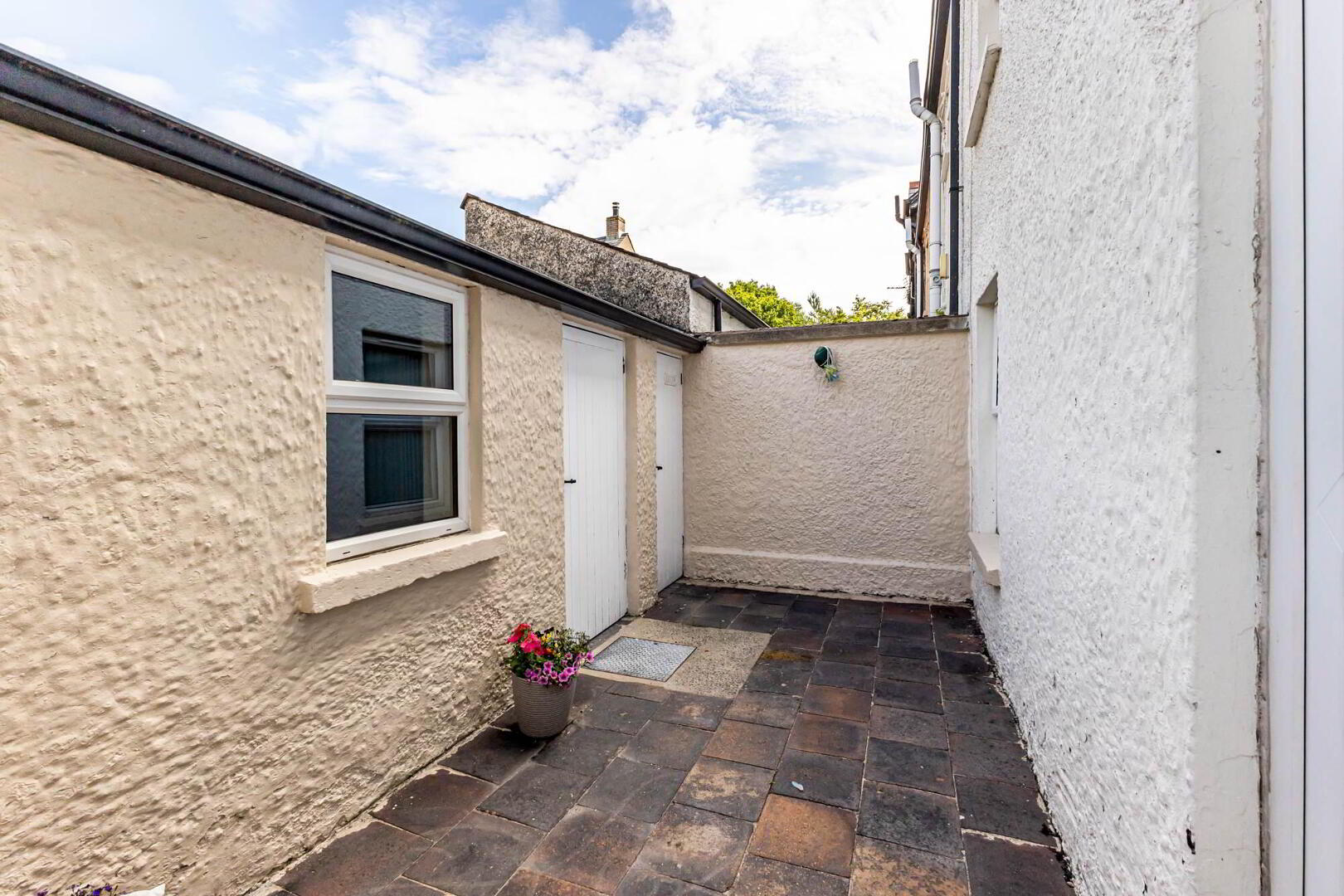 11 Braeside 22 of 25
