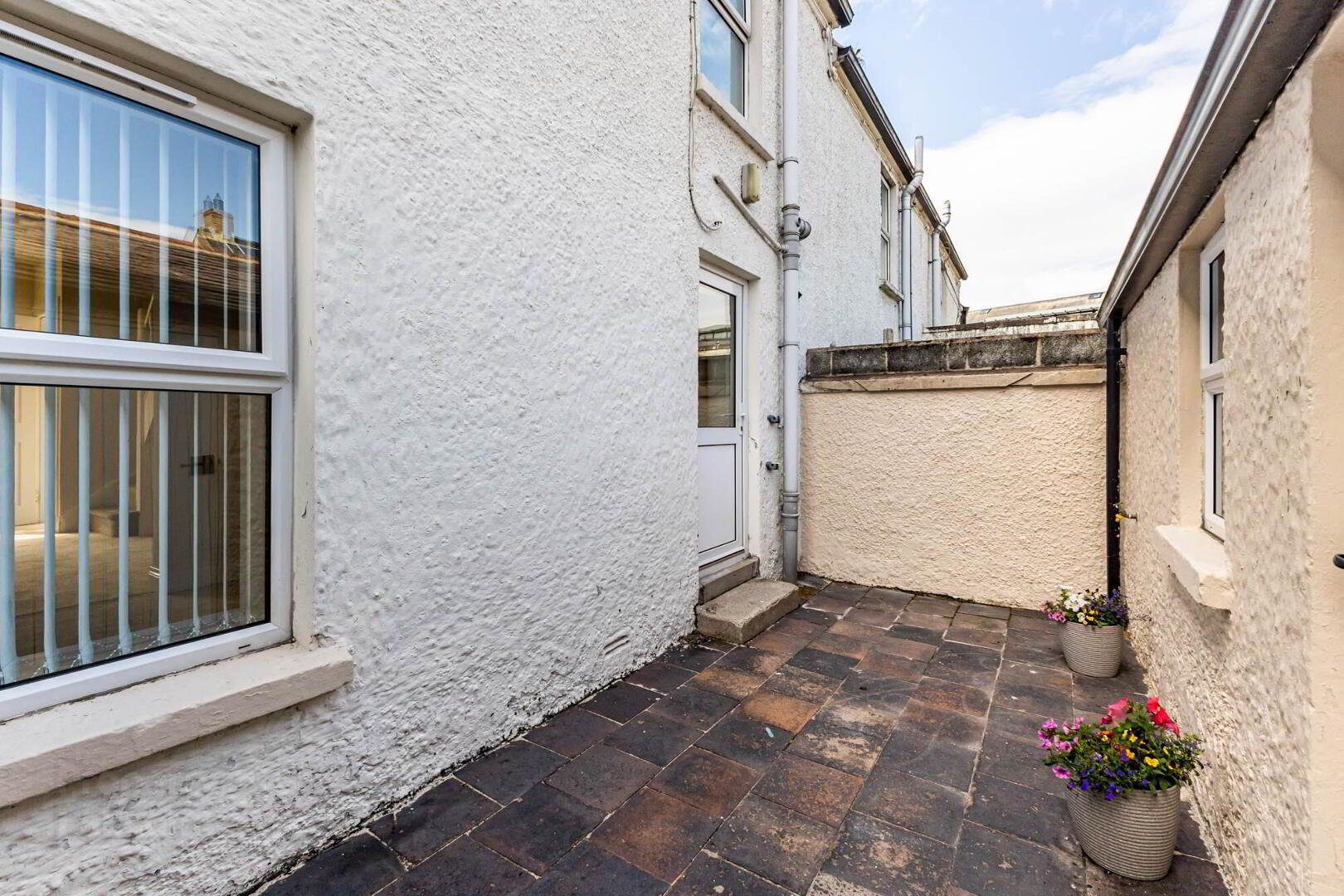 11 Braeside 23 of 25