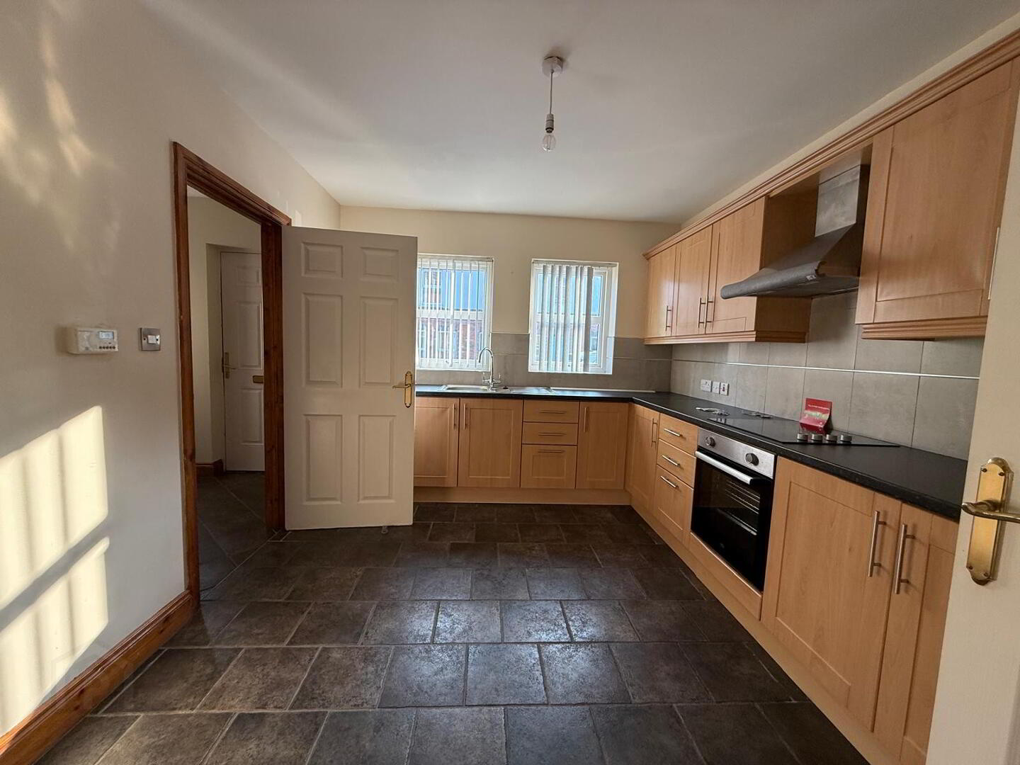 4 Greenavon Mews 10 of 15