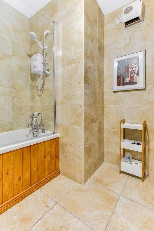 19 Riverside, 19 Queens Quay 10 of 20