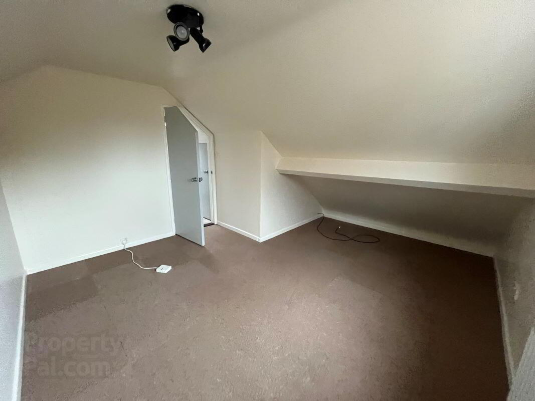 10 Fernmore Road 16 of 24