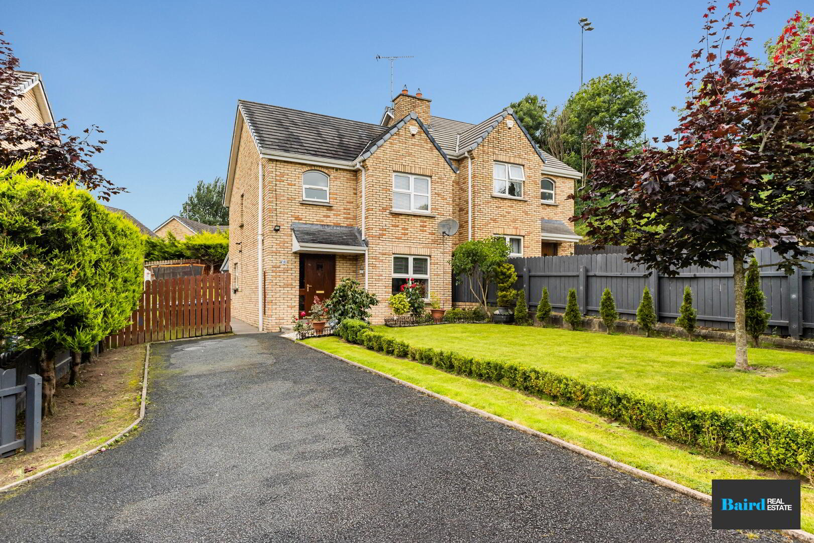 6 Brookfield Mews 3 of 33