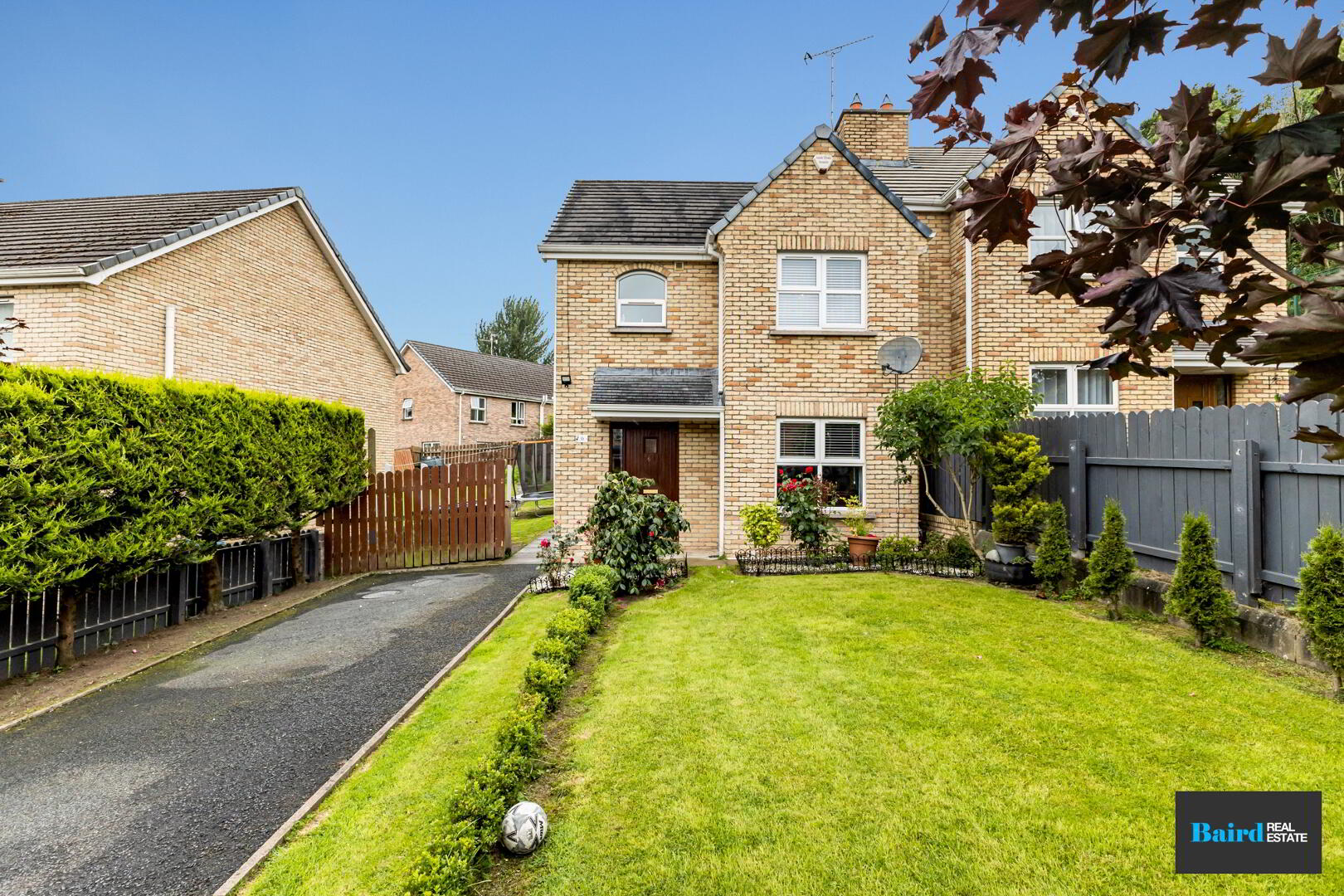 6 Brookfield Mews 4 of 33
