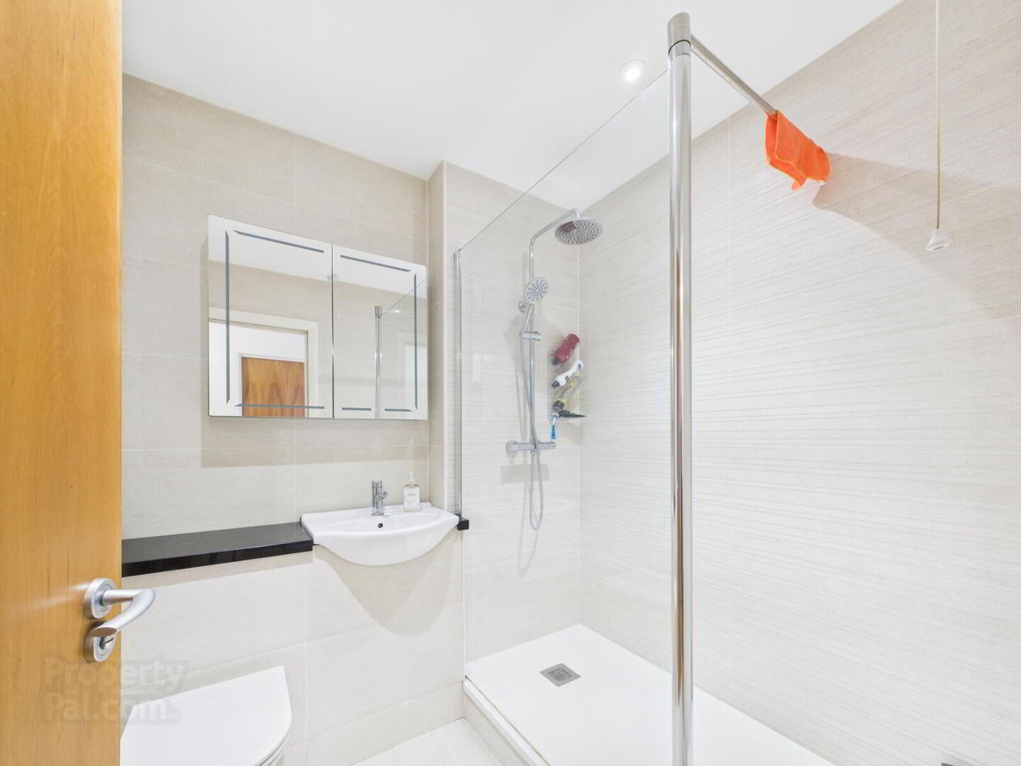 E4 Central Park, 33 Alfred Street 14 of 15