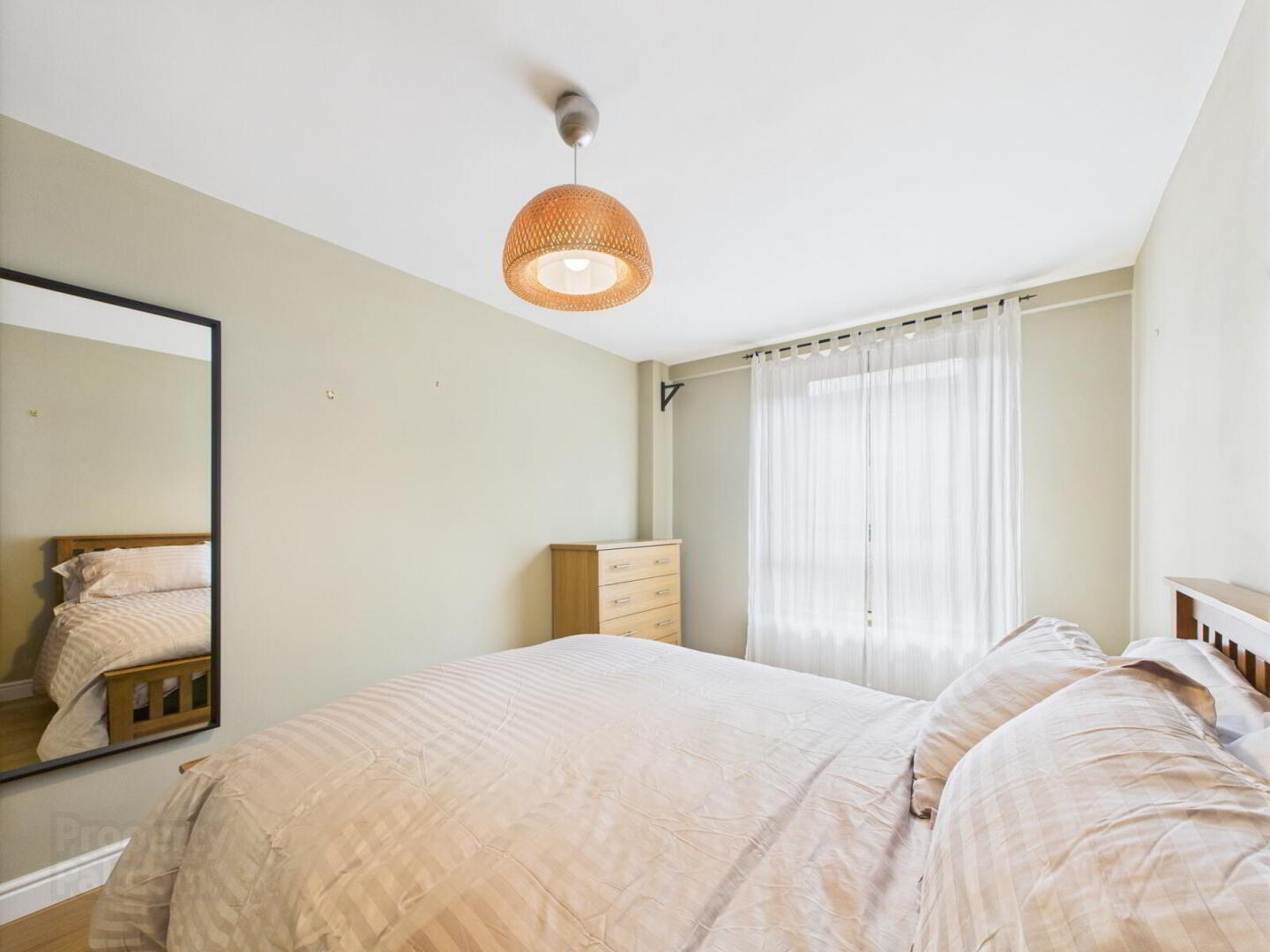 Apartment 4 Millennium Court 4 Downshire Place 15 of 19