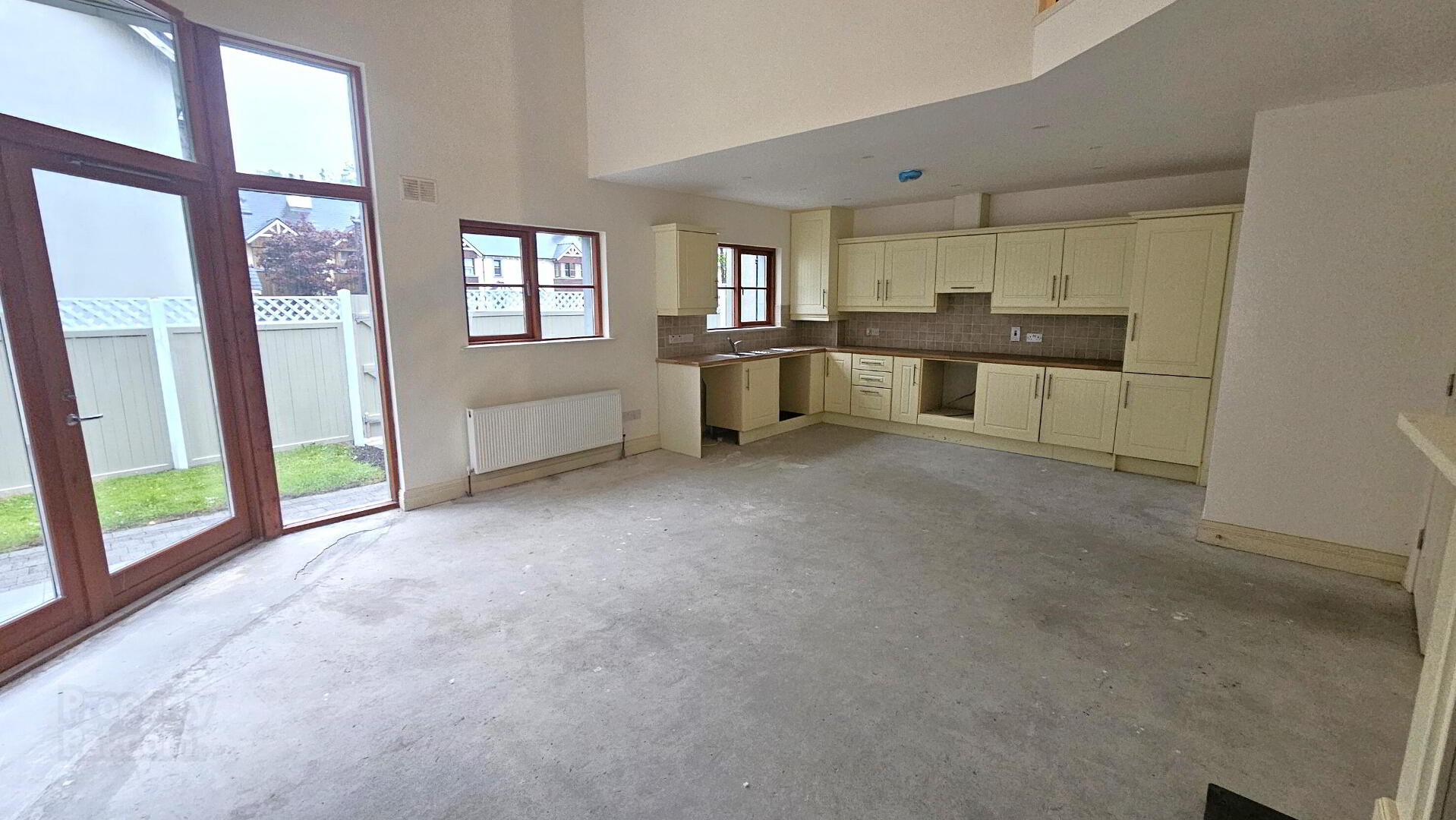 40 O'Carolan's Court 7 of 32