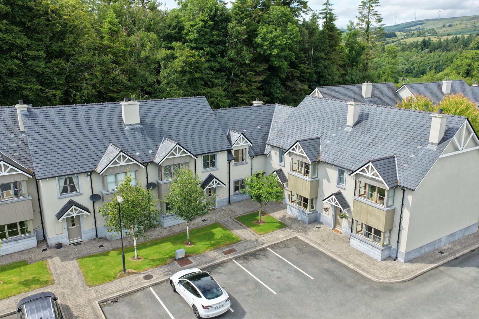 40 O'Carolan's Court 1 of 32