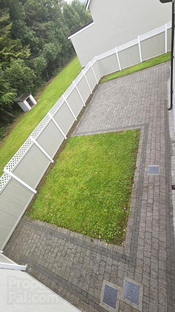 40 O'Carolan's Court 32 of 32