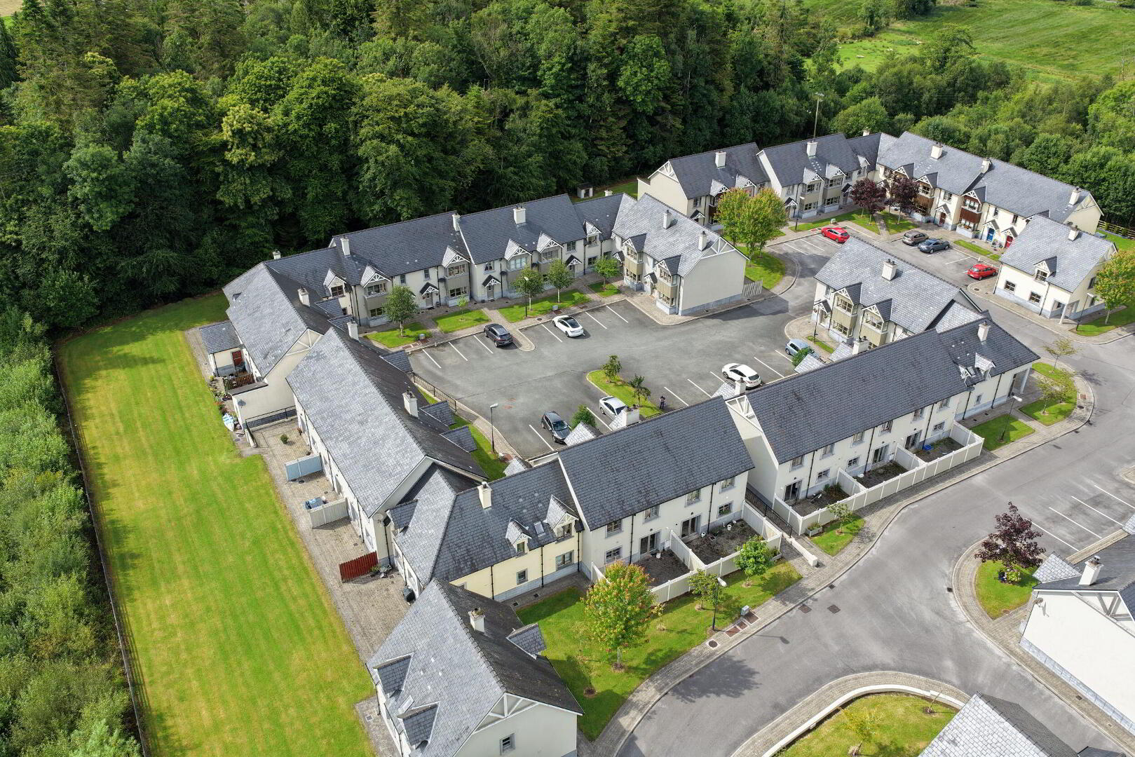 40 O'Carolan's Court 27 of 32