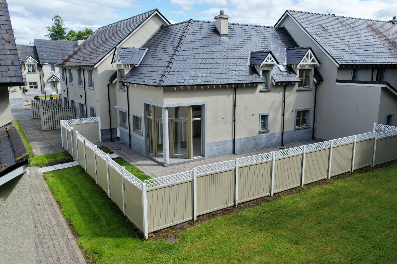 40 O'Carolan's Court 29 of 32
