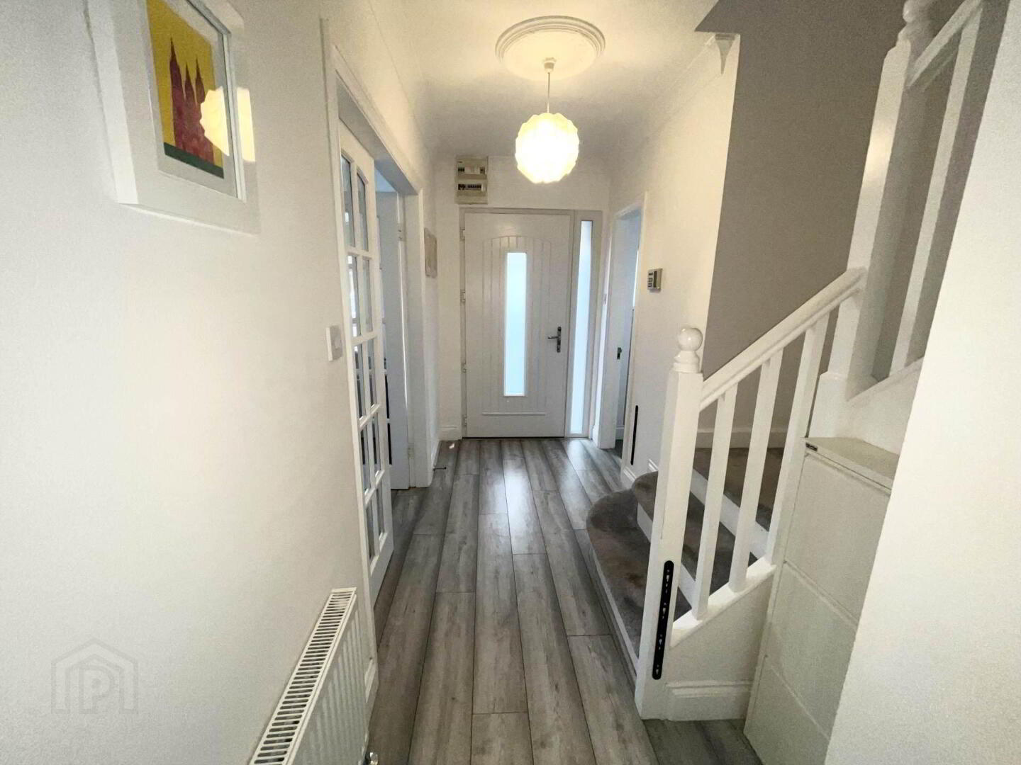 89 East Avenue 3 of 27