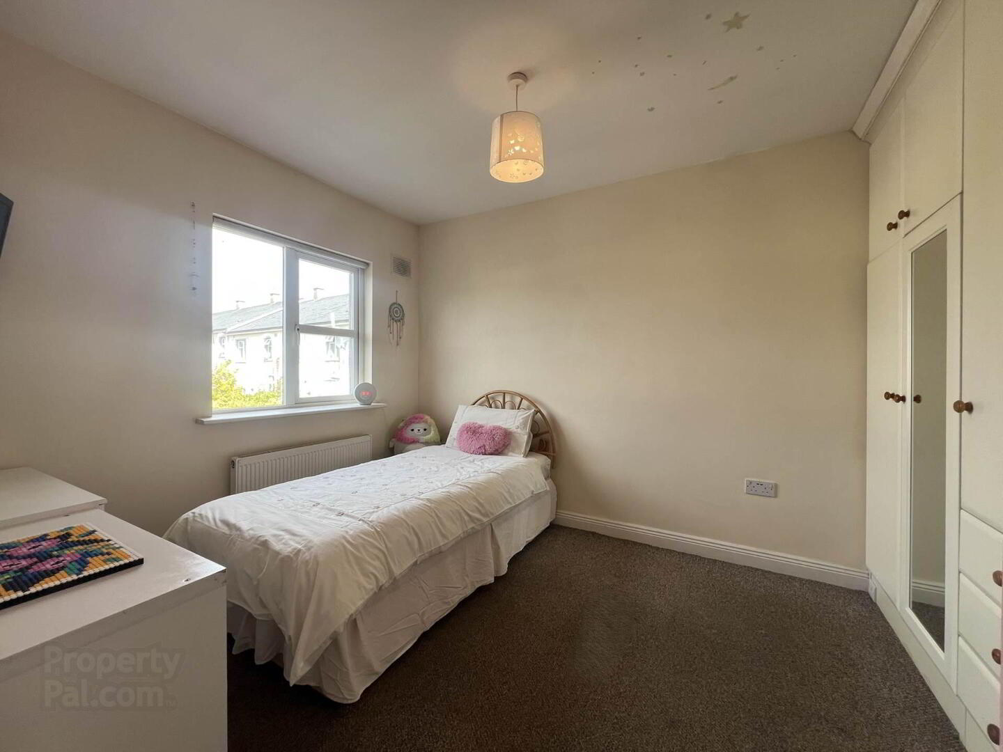4 Westgate Court 8 of 18