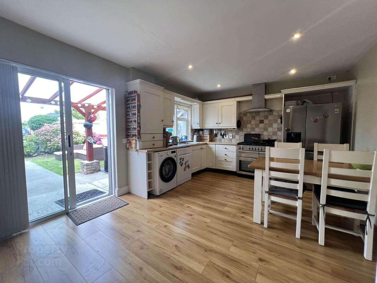 4 Westgate Court 5 of 18