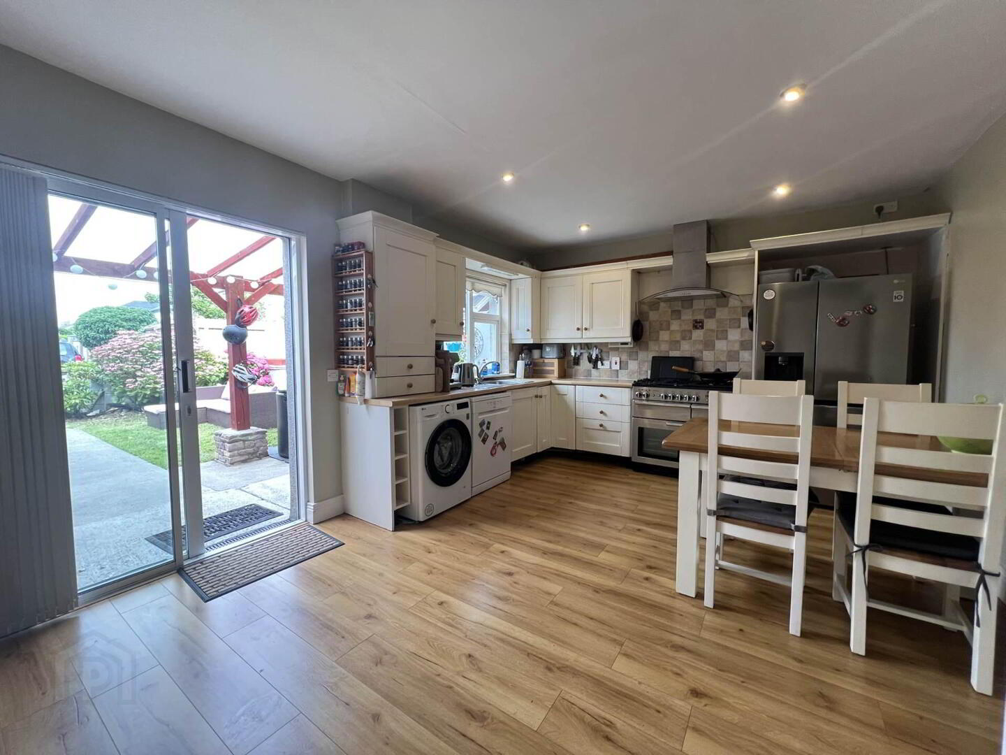 4 Westgate Court 5 of 18