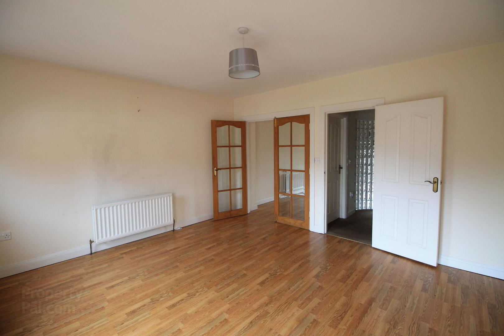 30 Riverview Court 3 of 9