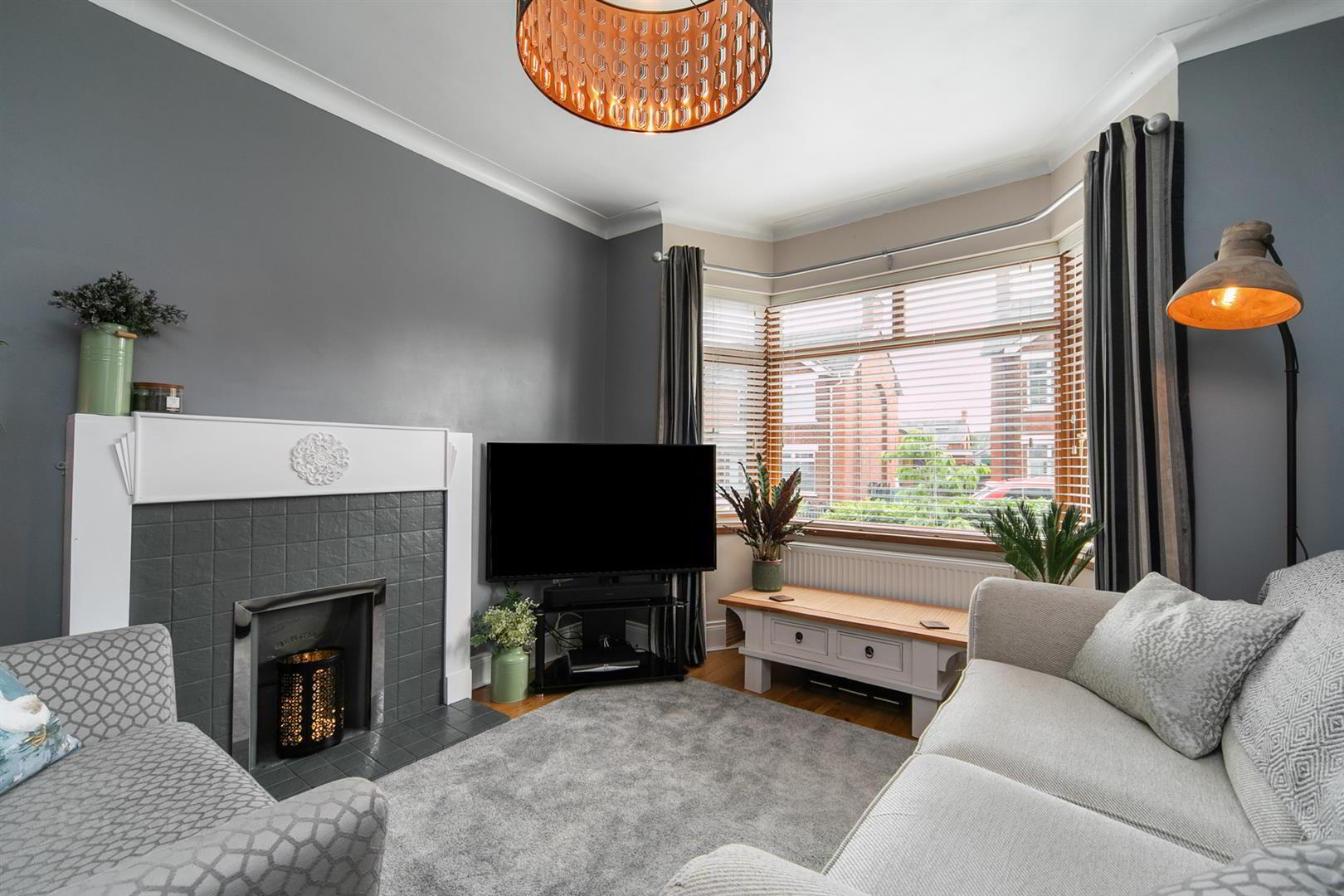 8 Holland Gardens 9 of 32