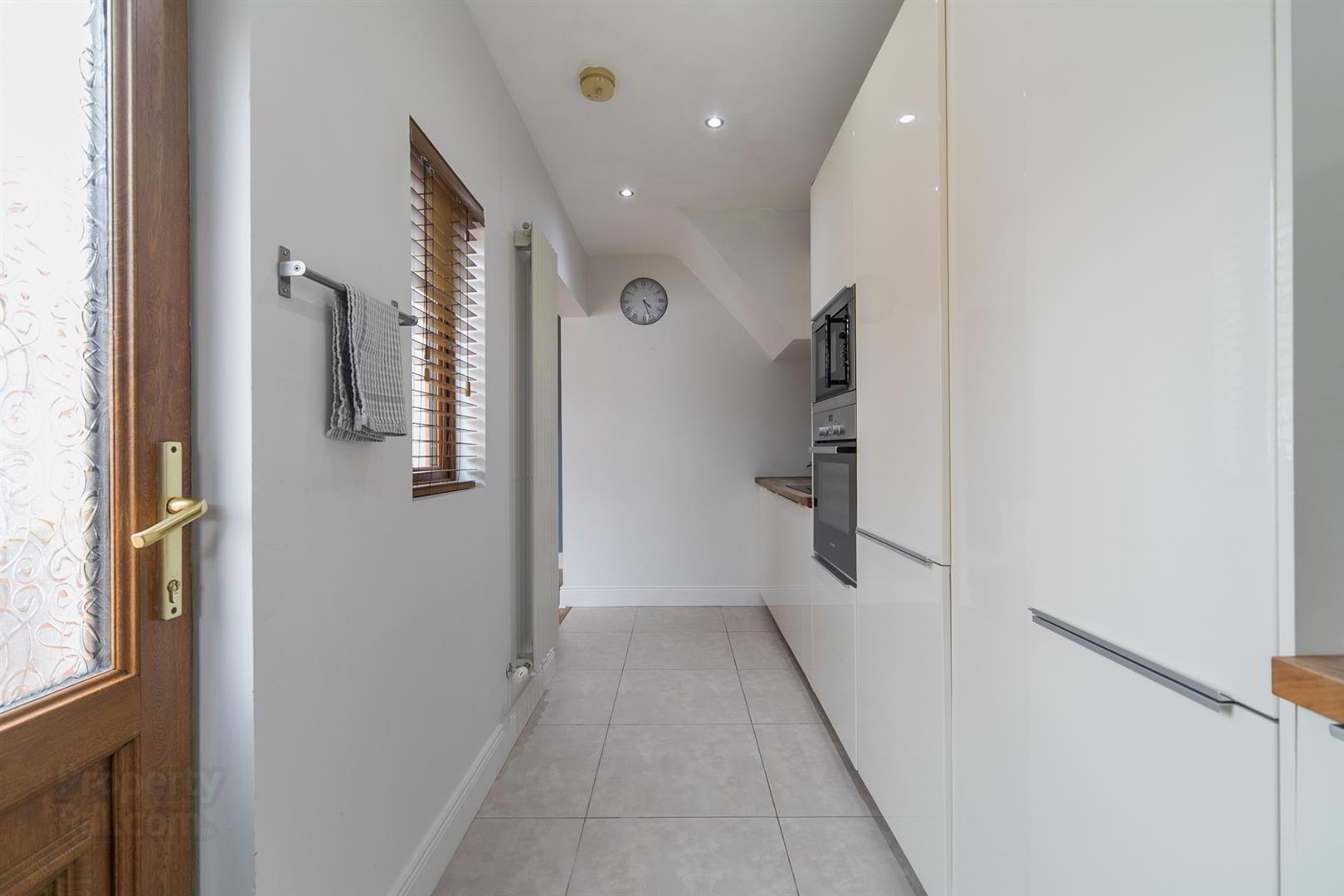 8 Holland Gardens 16 of 32