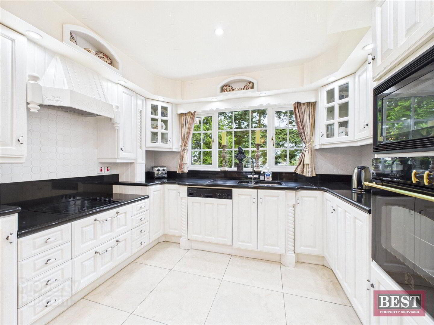 73 Burren Road 10 of 49