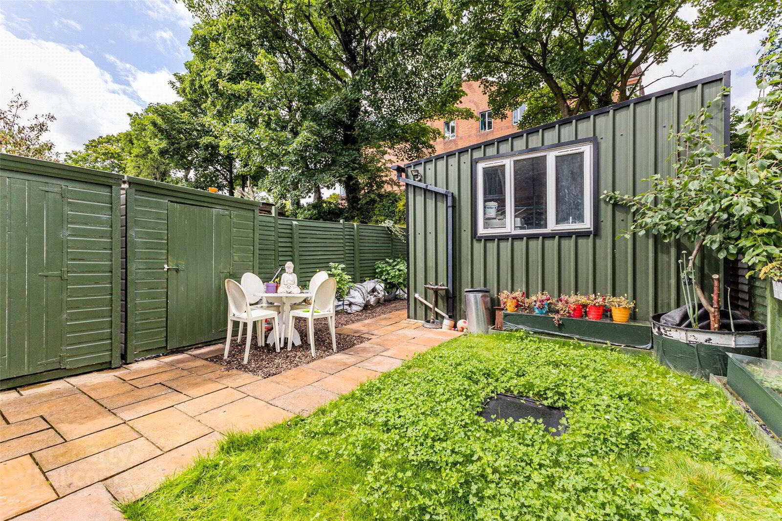 12 Somerton Gardens 31 of 34