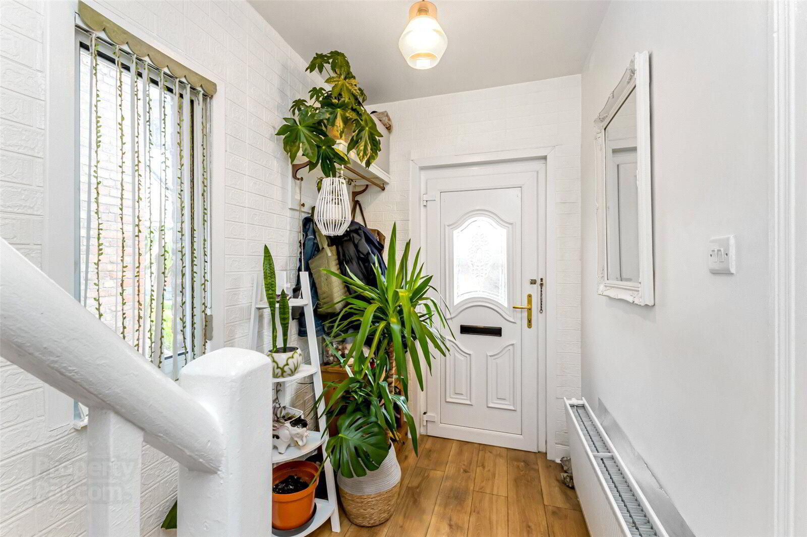 12 Somerton Gardens 6 of 34